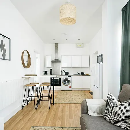 Apartment Charming 1 Bedroom